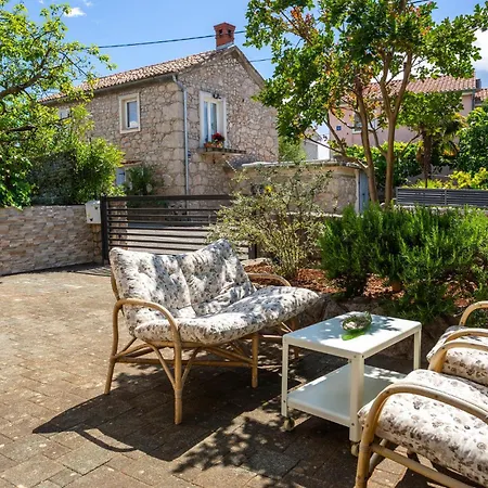 1 Bedroom In Holiday home Gabonjin
