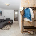 Сasa de vacaciones Beautiful In With Wifi